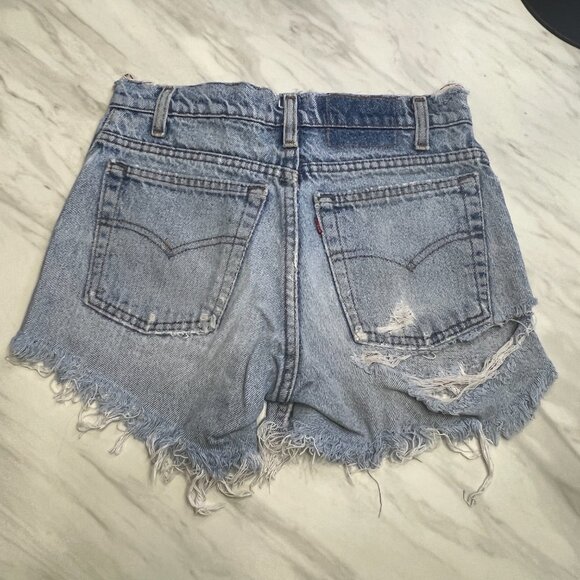 Distressed Levi's Cut-Off Shorts - Frayed Edges, No Tag, Very Short - Size 29 - Picture 1 of 5